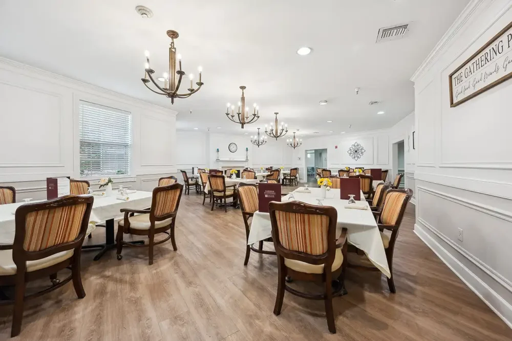 Community Dining Room – Assisted Living