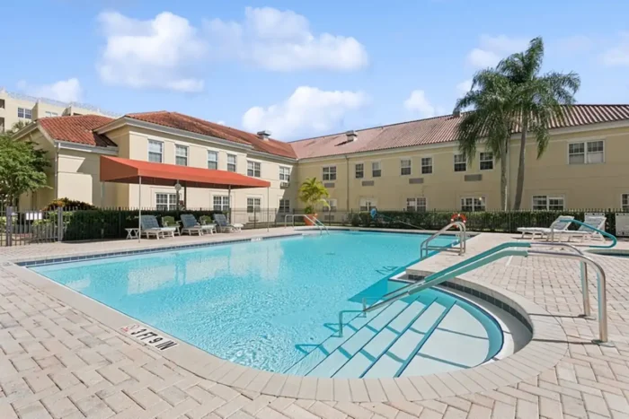 Stratford Court of Palm Harbor